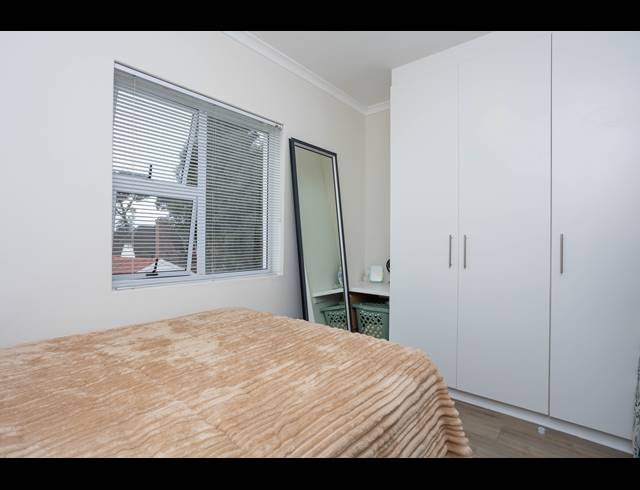 2 BEDROOM TOWNHOUSE TO LET IN HEATHFIELD